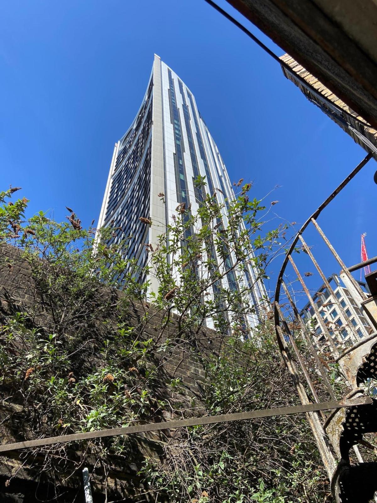 Апартаменты Superior Flat In The Centre Лондон